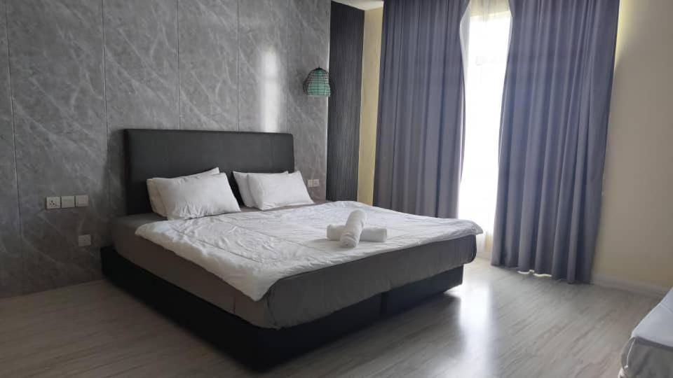 Mersuites Center By Trh Pangsapuri