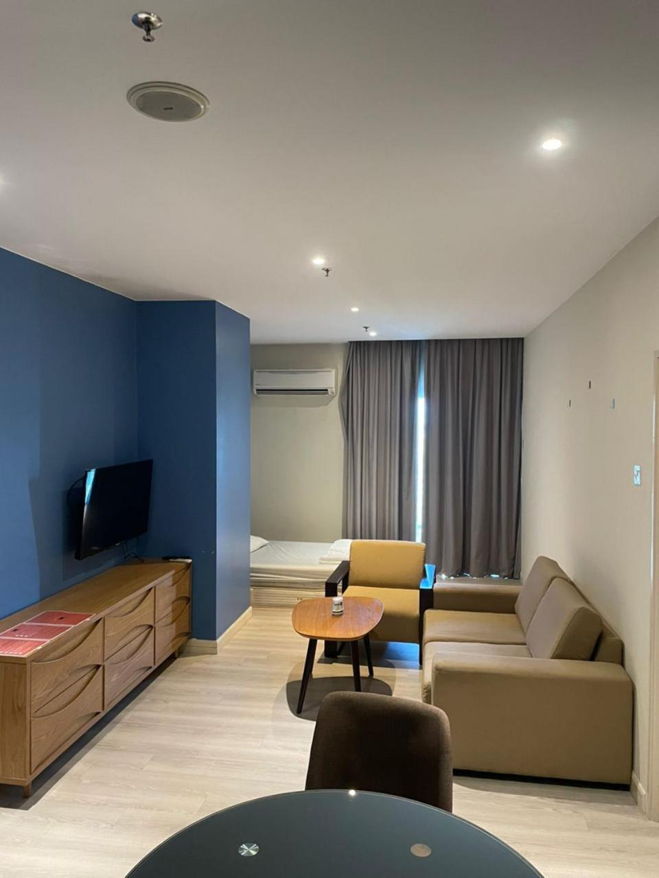 Pangsapuri Mersuites Center By Trh *
